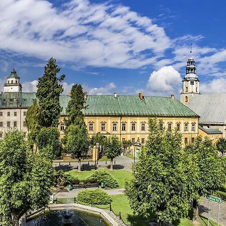 Zamek Miedzylesie Hotel Bagian luar foto