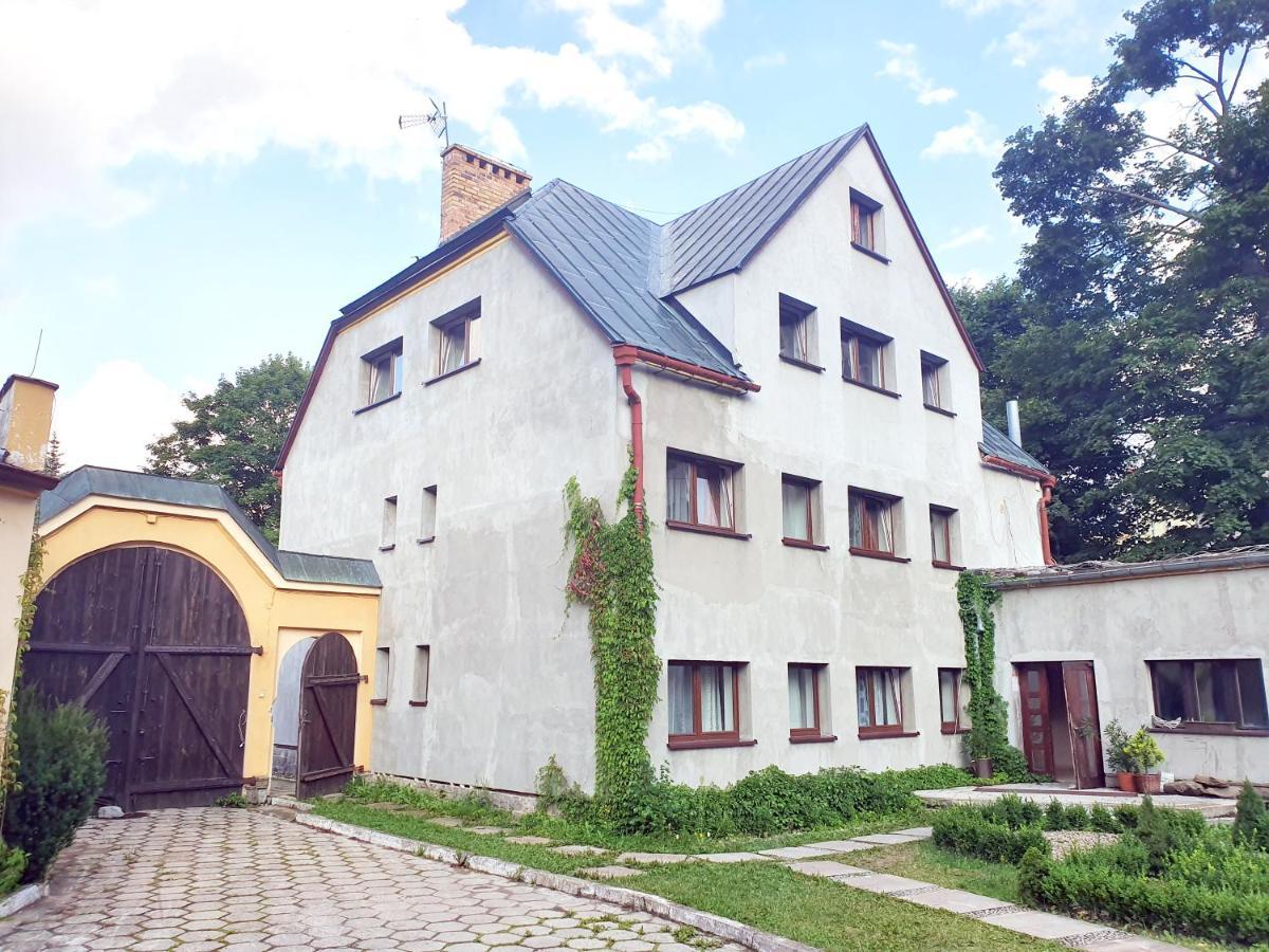 Zamek Miedzylesie Hotel Ruang foto