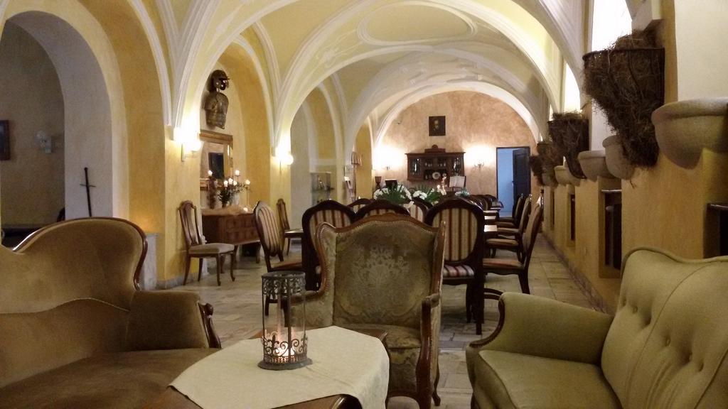 Zamek Miedzylesie Hotel Bagian luar foto